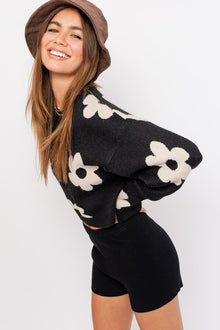  Big Daisy Cropped Sweater