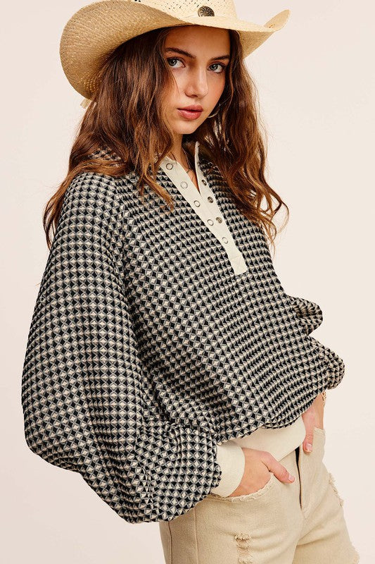 Oversized Two-Tone Textured L/S Top