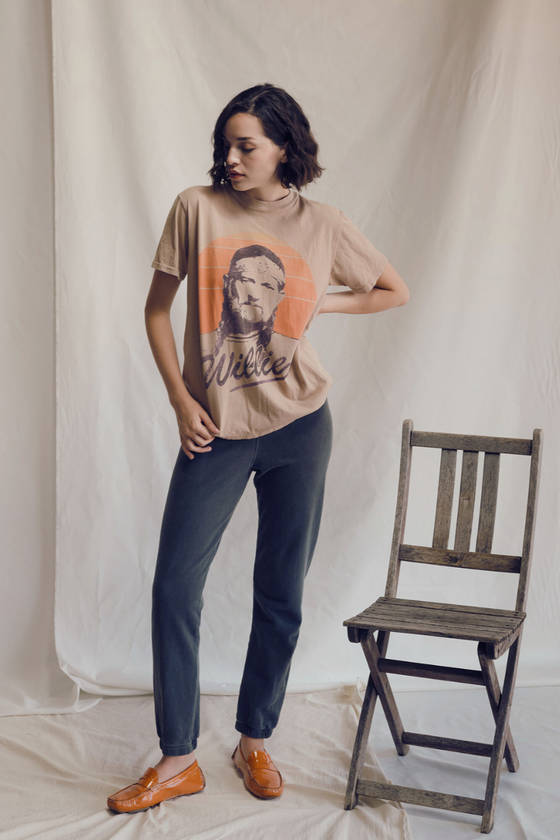Willie Nelson Legend Tee
