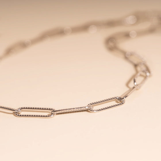 Textured Paperclip Necklace