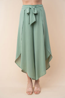  Waves High Waisted Woven Pants in Sage